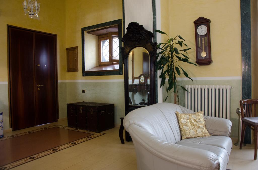 B&B Centrale Salerno Luaran gambar