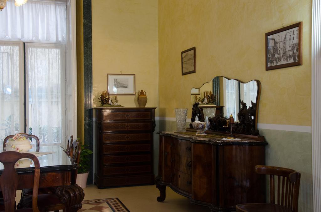 B&B Centrale Salerno Luaran gambar