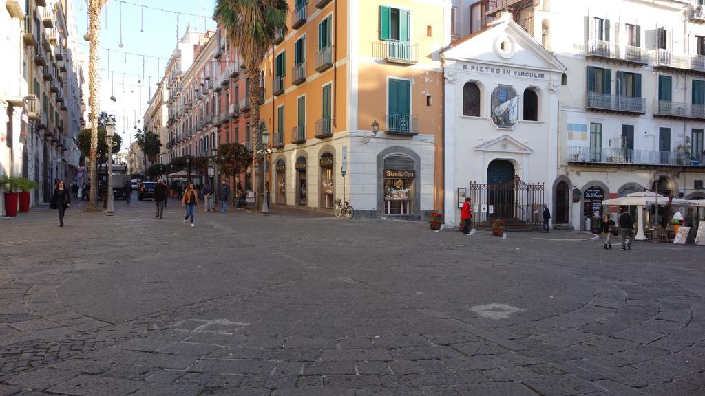 B&B Centrale Salerno Luaran gambar