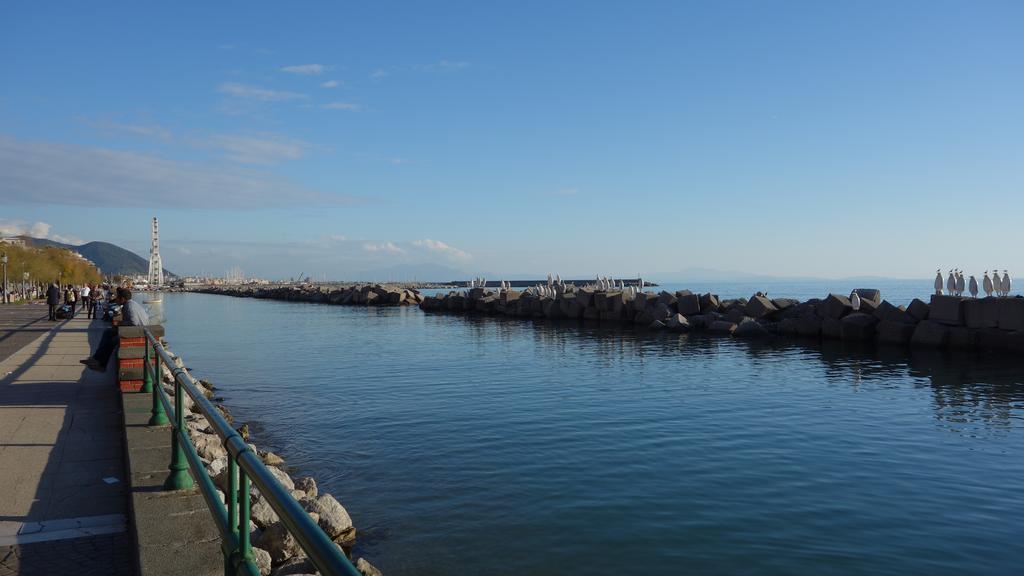 B&B Centrale Salerno Luaran gambar